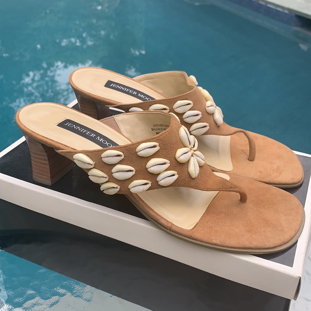 Gently Worn Jennifer Moire Women’s Mule Shoe